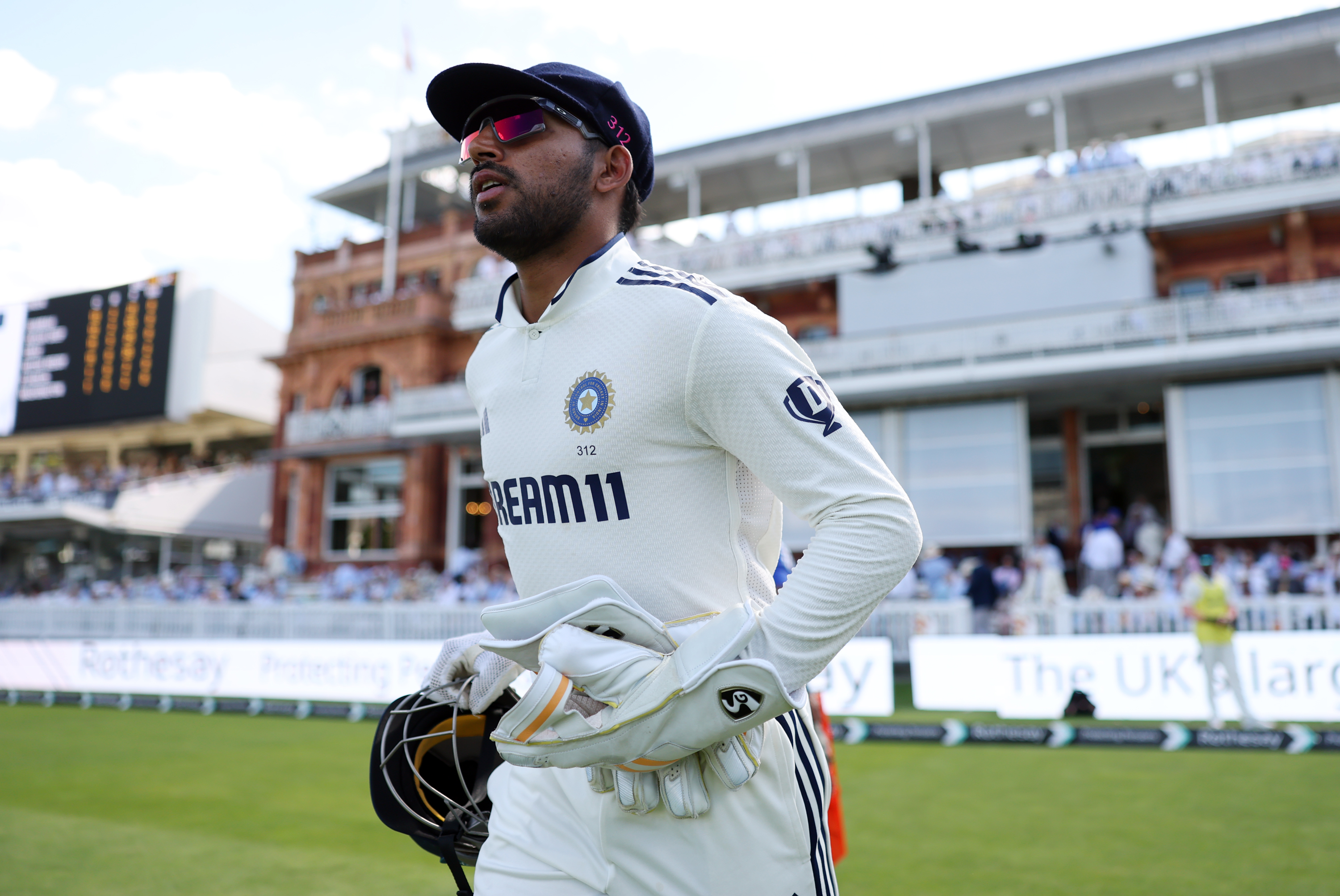 Jurel to keep, Pant to play as a specialist batter - ENG vs IND, 4th test, Manchester | sportzpoint.com