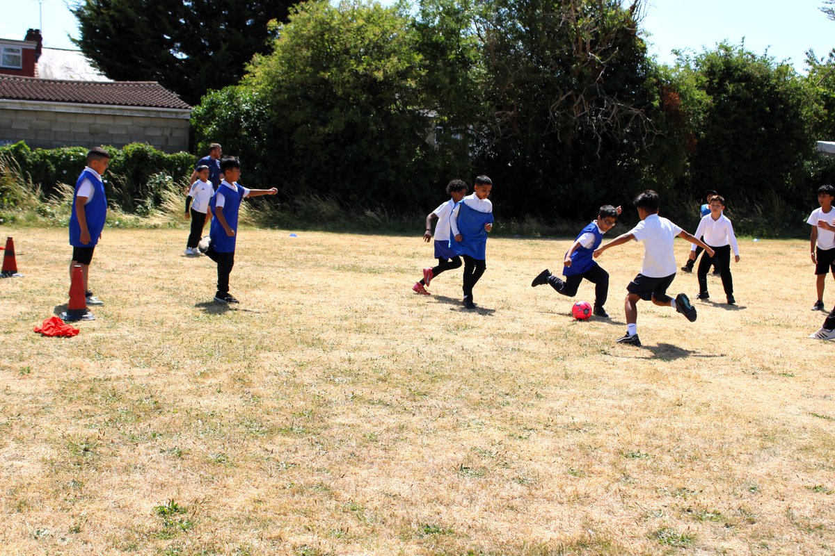 William Austin (@williamaustinjs) on Twitter photo Year 5 Sports 4 all day this week was great fun!
The children enjoyed going on the scooters, playing cricket, dodgeball, frisbee and football.
Huge thanks to Jonny from <a href="/ThinkSportLTD/">Think Sport</a> for running the football.
#sports4all #stayactive #pe #summer2fun Year 5 Sports 4 all day this week was great fun!
The children enjoyed going on the scooters, playing cricket, dodgeball, frisbee and football.
Huge thanks to Jonny from <a href="/ThinkSportLTD/">Think Sport</a> for running the football.
#sports4all #stayactive #pe #summer2fun