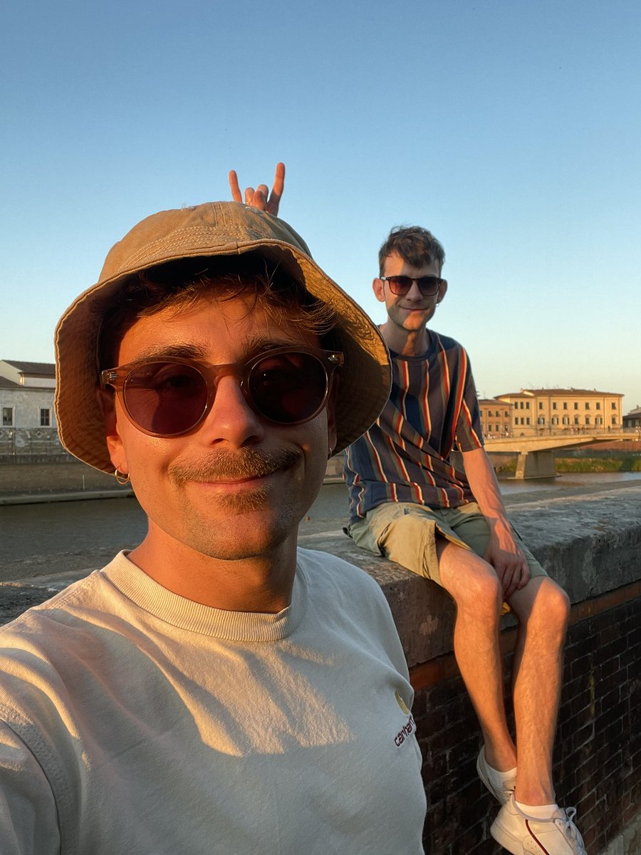 NiroMario's tweet photo. É un segnale? 🤔 https://t.co/KNUqkJhXmM