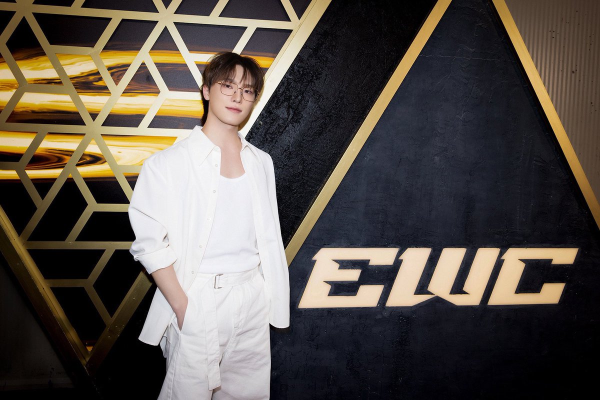 SEVENTEEN tweet media