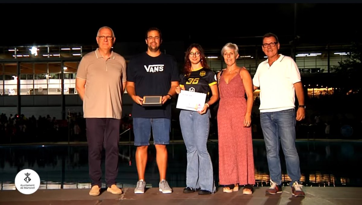 Club Handbol Martorell (@chmartorell) on Twitter photo 🟡⚫️ CLUB
📰 En el dia d’ahir l’<a href="/AjuntaMartorell/">Ajuntament de Martorell</a> va reconèixer els diferents esportistes i entitats de #Martorell en els triomfs esportius de la temporada.
4 equips del <a href="/chmartorell/">Club Handbol Martorell</a> van rebre el seu reconeixement per la temporada.
Enhorabona a tots!! 🟡⚫️ CLUB
📰 En el dia d’ahir l’<a href="/AjuntaMartorell/">Ajuntament de Martorell</a> va reconèixer els diferents esportistes i entitats de #Martorell en els triomfs esportius de la temporada.
4 equips del <a href="/chmartorell/">Club Handbol Martorell</a> van rebre el seu reconeixement per la temporada.
Enhorabona a tots!!