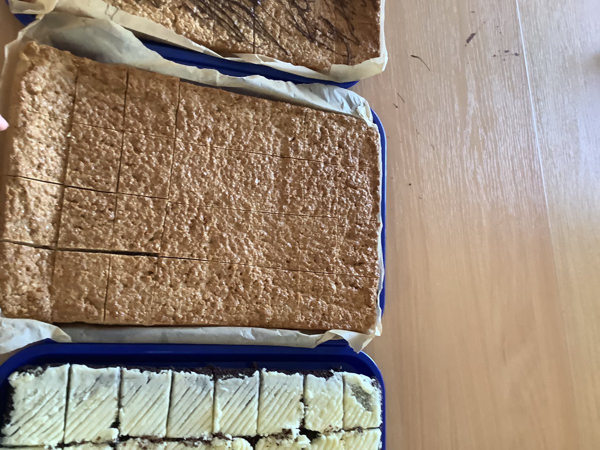 More baking this morning. 🤩👏🏽