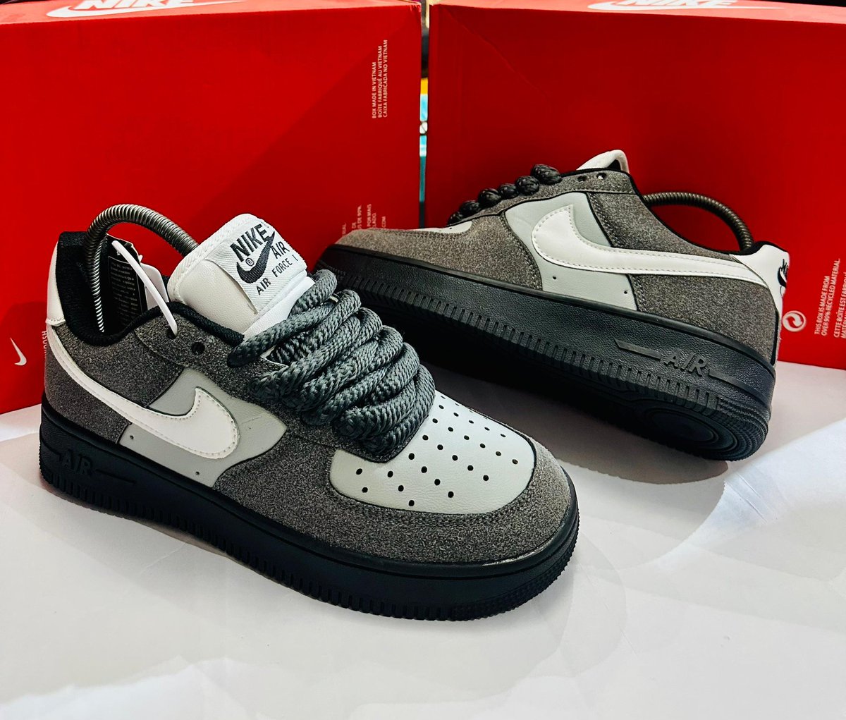 Iamcindy47's tweet image. A MUST HAVE π FOR EVERYONE π―
AVAILABLE FOR PICKUP π»
β’ Size: 40-46.
β’ PRICE: N29,000 ONLY
β’ Whatsapp 08162681136
β’ Nationwide Delivery π