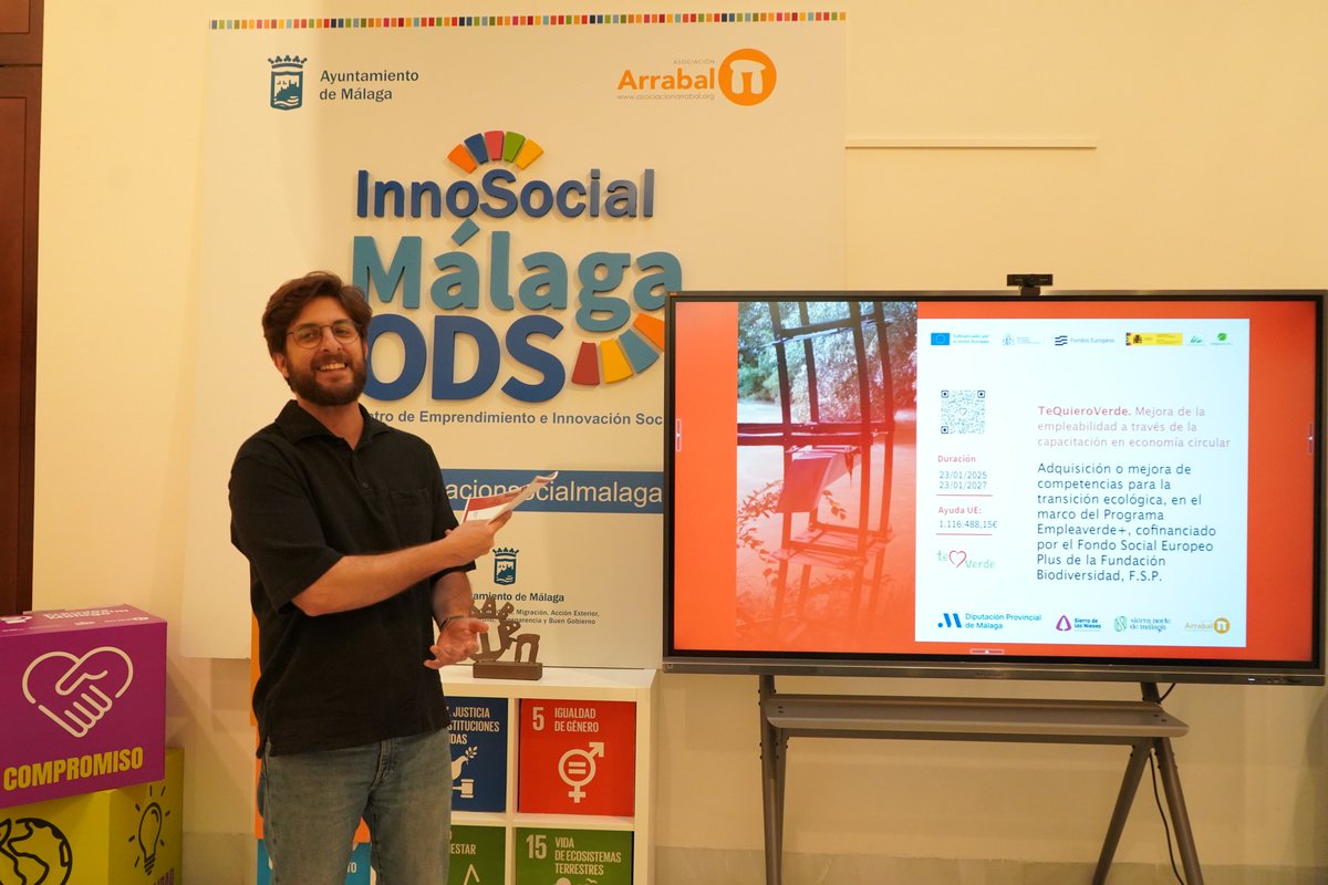 El Centro #InnoSocialMálagaODS <a href="/MLGparticipa/">Málaga Participa</a> acogía la entrega de diplomas de la ‘Formación en Innovación y Sostenibilidad en #EmpleoVerde’, la primera de #TeQuieroVerde🌱de <a href="/FBiodiversidad/">Fundación Biodiversidad</a> junto a <a href="/empleaMLG/">empleaMLG</a>, <a href="/nororma/">ADR-Nororma</a> y <a href="/SierraNieves_MM/">Sierra de las Nieves - Mancomunidad de Municipios</a>.
#FSEplus #FondosEuropeos #EmpleaverdePlus