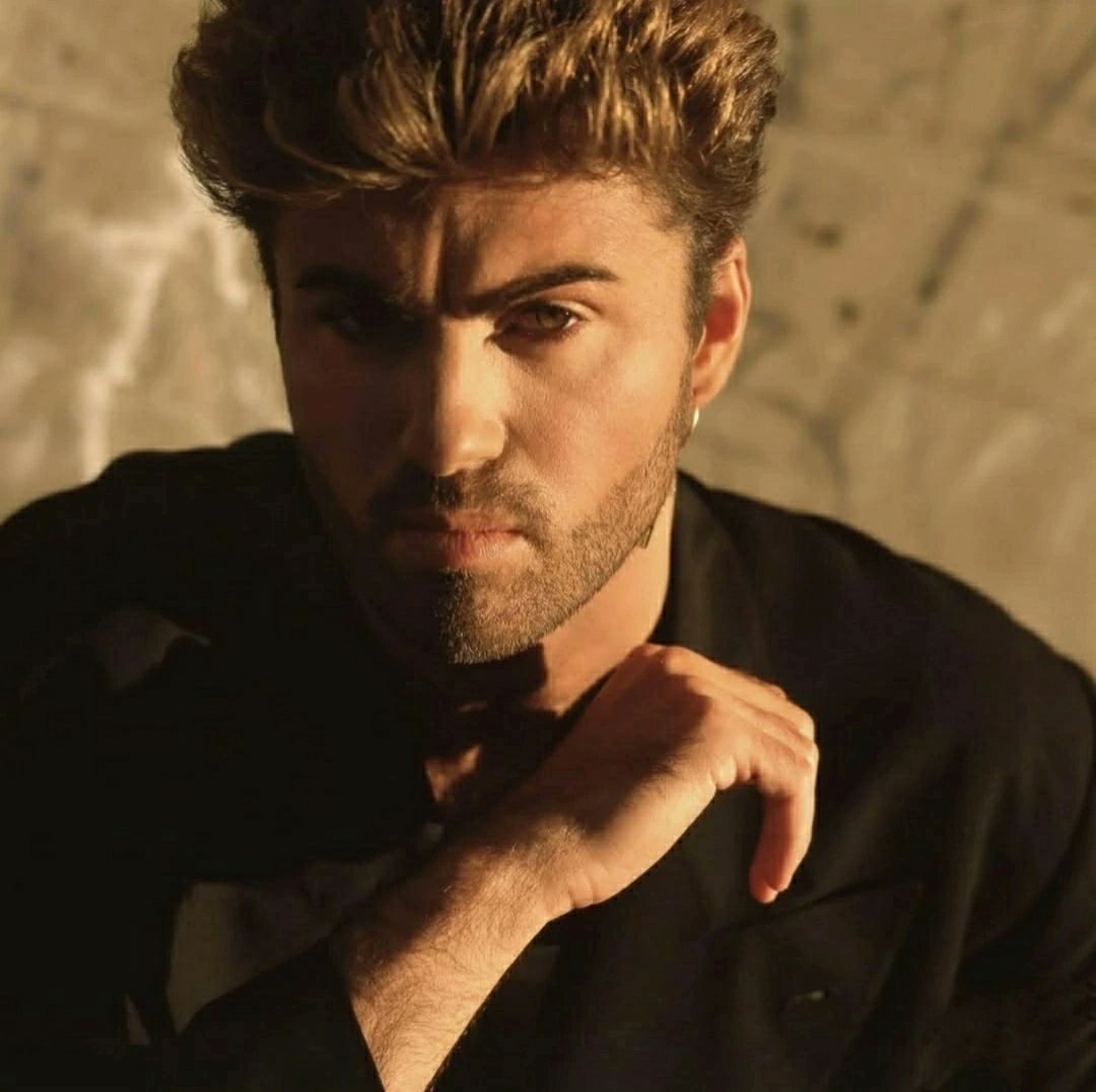apreciousbox's tweet image. george michael, 1987