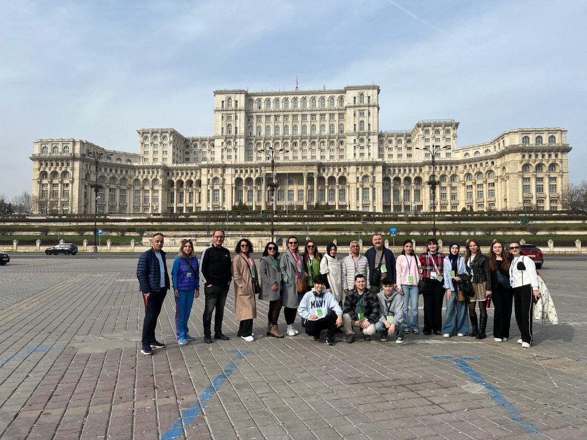 Erasmus+ Yolculuğunda Yeni Ufuklar

🌐 Haber
👇
🖇meb.ai/UKe4X4u

#eğitimkentiORDU
#Ordu

<a href="/tcmeb/">Millî Eğitim Bakanlığı</a> <a href="/Yusuf__Tekin/">Yusuf Tekin</a> <a href="/TCOrduValiligi/">Ordu Valiliği</a> <a href="/mhilmiguler/">Dr. Mehmet Hilmi Güler</a> <a href="/mfvargeloglu/">MEHMET FATİH VARGELOĞLU</a>