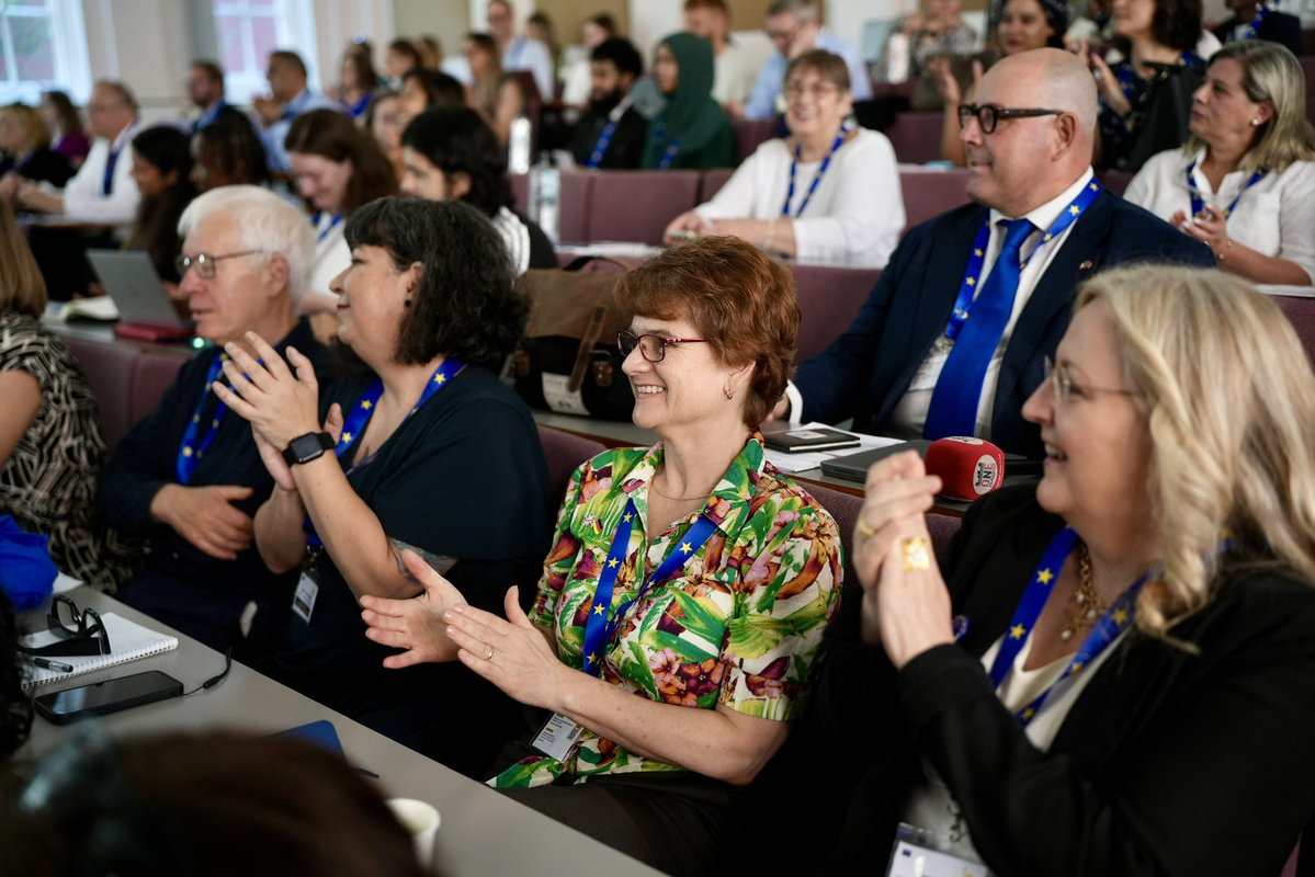 PedroSerranoEU's tweet image. “The EU Citizens’ Gathering celebrates the remarkable contribution of EU citizens to UK society & to EU–UK relations. Citizens have always been & remain, at the heart of the EU–UK relationship — weaving our societies together.” - my opening remarks at the #EUCitizensGathering