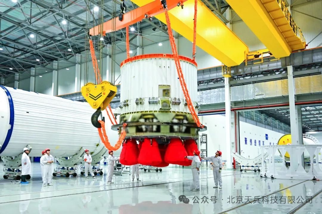 AJ_FI's tweet image. Space Pioneer has completed a static test for a redesigned engine bay for its Tianlong-3 rocket, structural weakness of which was stated as the cause of the infamous dynamic static fire on 30.6 last year. No indication of launch timeframe with this update. mp.weixin.qq.com/s/iUM_KHn8k5XO…