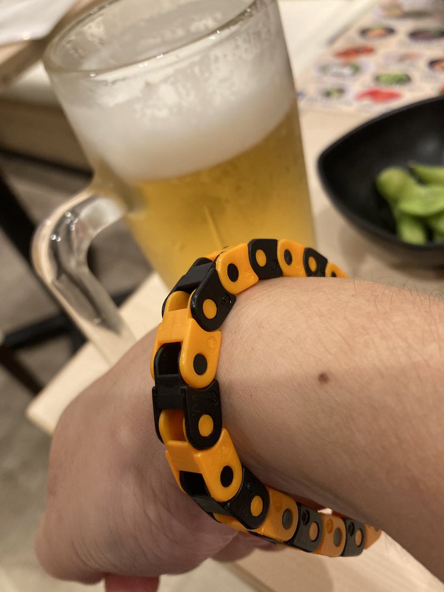 nagase_eng's tweet image. 一日ブースに立っても疲れ知らず！
理由は......

エナジーブレスレット！
#igus
バリさんありがとうございます
@barikan_otoko 

#エナジー満タン
#疲れ知らず
#嘘だと思うなら
#つけてみて