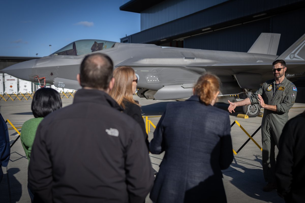 AusAirForce's tweet image. 📍 On Thursday 26 June, participants in the Elevate-Air Force program visited RAAF Base Williamtown in an opportunity designed to enhance their understanding of Air Force and air power.