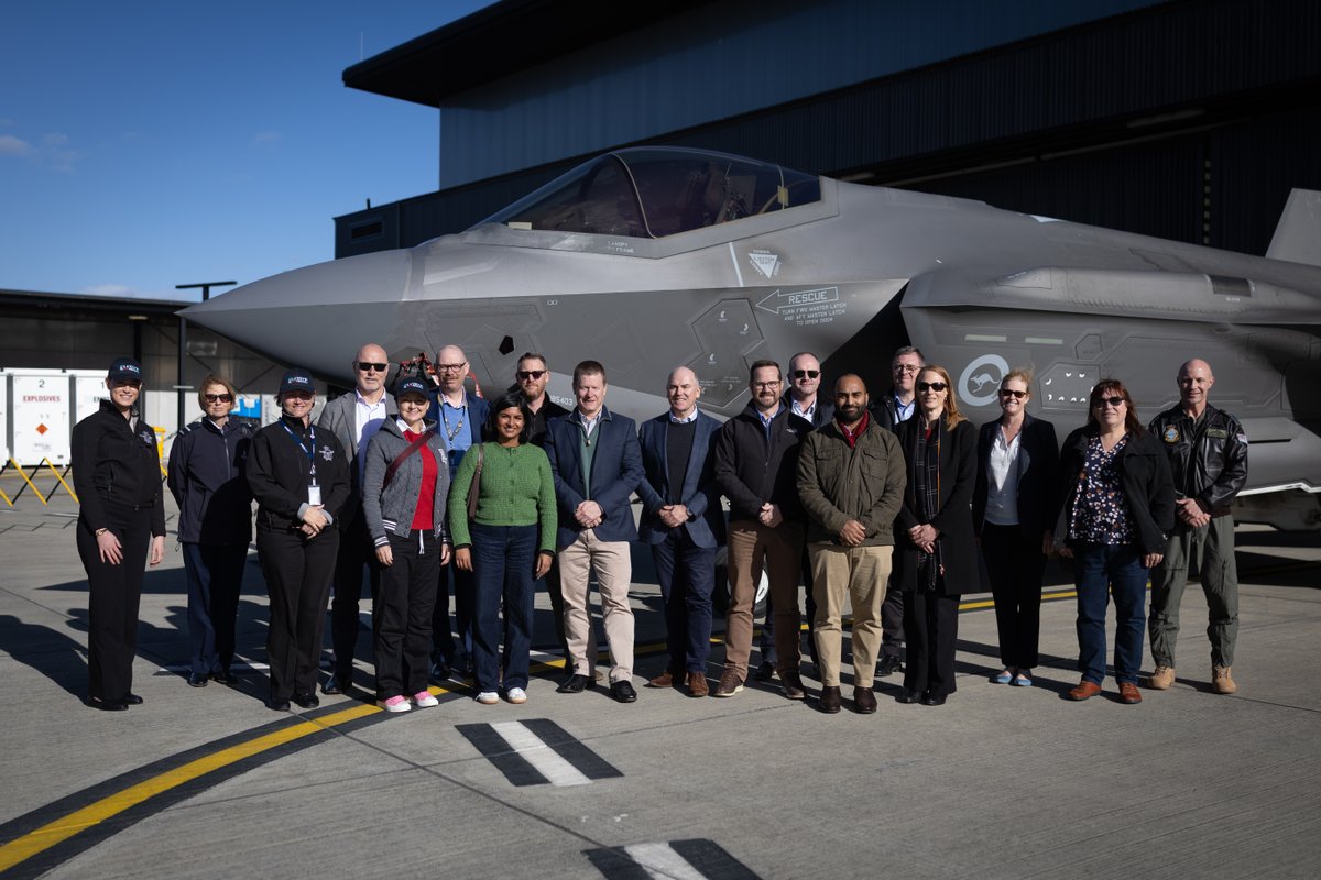 AusAirForce's tweet image. 📍 On Thursday 26 June, participants in the Elevate-Air Force program visited RAAF Base Williamtown in an opportunity designed to enhance their understanding of Air Force and air power.
