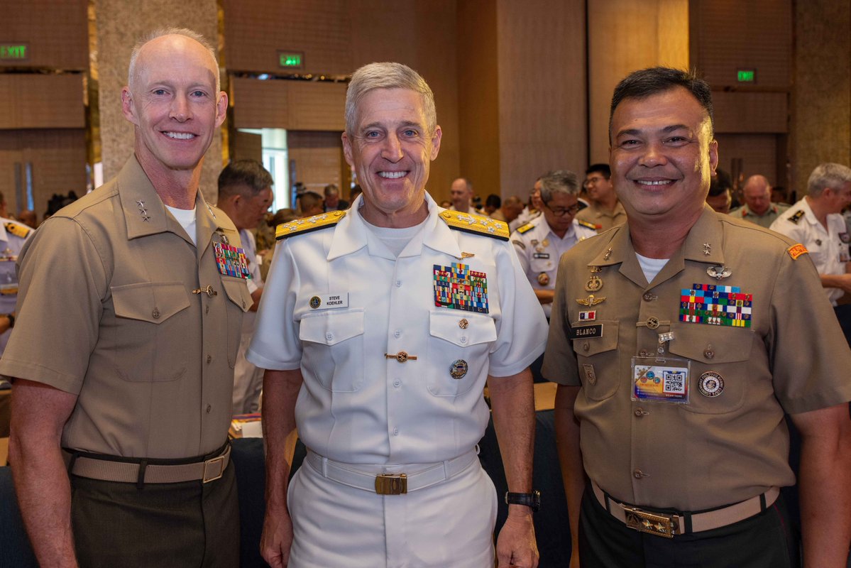 PacificMarines's tweet image. #PALS25 Concluded! 🌏💪
#MARFORPAC and #PMC concluded Pacific Amphibious Leaders 2025 with a closing ceremony!
Because, we are #StrongerALLTogether
@INDOPACOM @1stMEF @IIIMEF @USEmbassyPH @USPacificFleet
📸: LCpl. Moses Lopez Franco + LCpl. Roger-Junior Annoh | @USMC