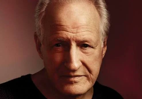 Michael Mann (le realisateur de Heat, Public Enemies") recevra le Prix Lumière 2025 à Lyon. Une façon de célébrer 40 ans de cinéma américain avec ce grand directeur d'acteurs et actrices #FestivalLumière2025