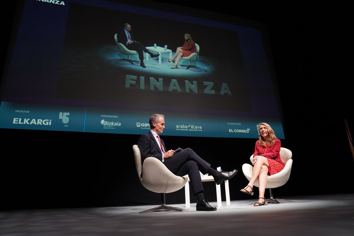 cepyme_'s tweet image. La presidenta de Cepyme, Ángela de Miguel, ha participado en el Foro Finanza, organizado por @Elkargi_SGR.
@Angela_DeMiguel ha recordado la situación que atraviesan las #pymes aquejadas de un exceso de normativa, una presión fiscal "desproporcionada" y un creciente aumento de…