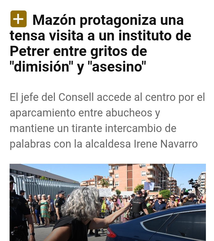 Él dice q hay gente q le quiere y le aplaude cuando lo ven. Será en su casa