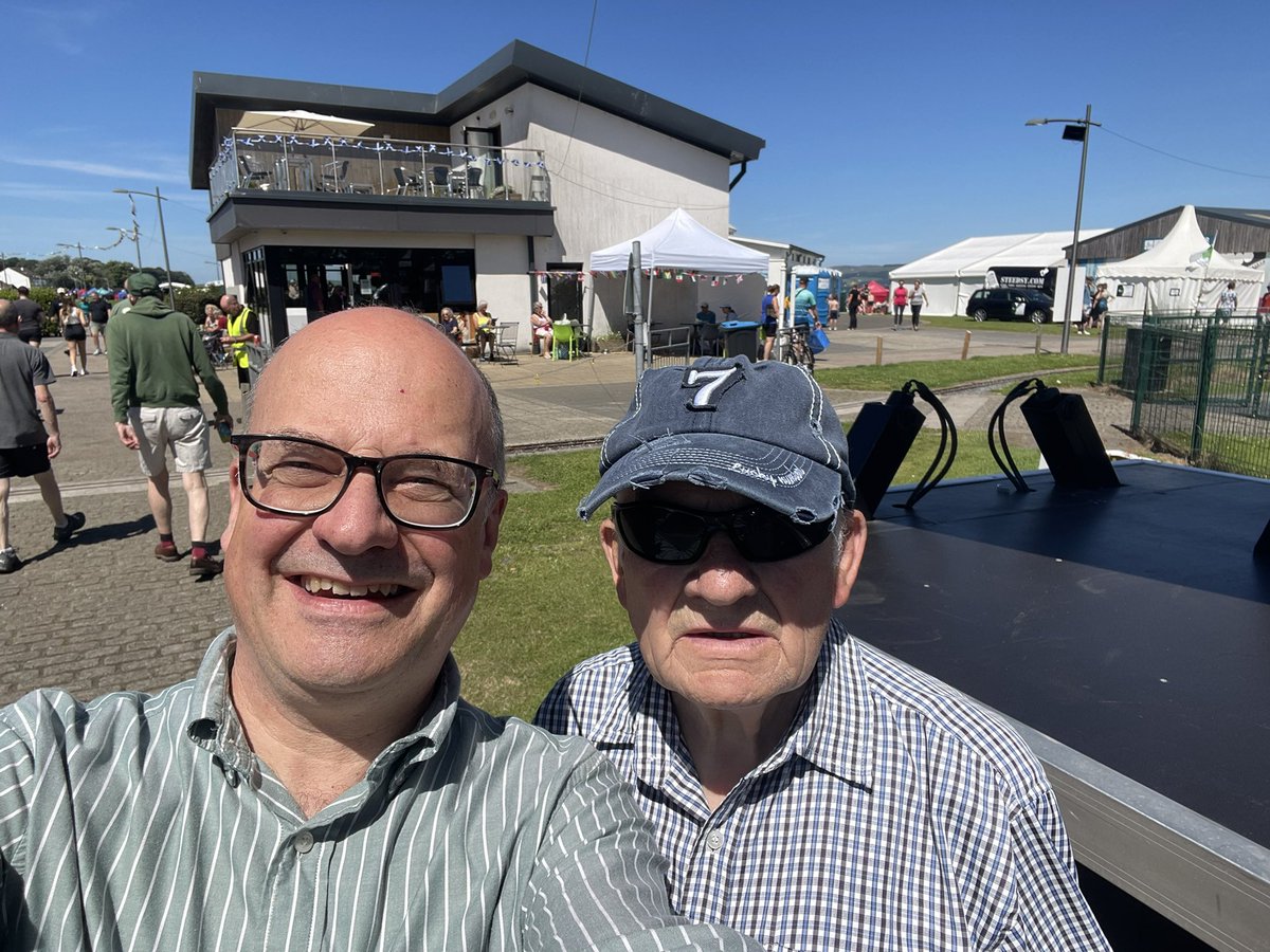 JohnCooperDG's tweet photo. Flypast by an RAF C-17 Globemaster just as local favourites #Stranraer take to the water. And funny the people you meet - my Dad! And what better in the heat than a taste of ‘Galloway in a glass’ from #FiveKingdoms brewery. https://t.co/RJKPcSB25m