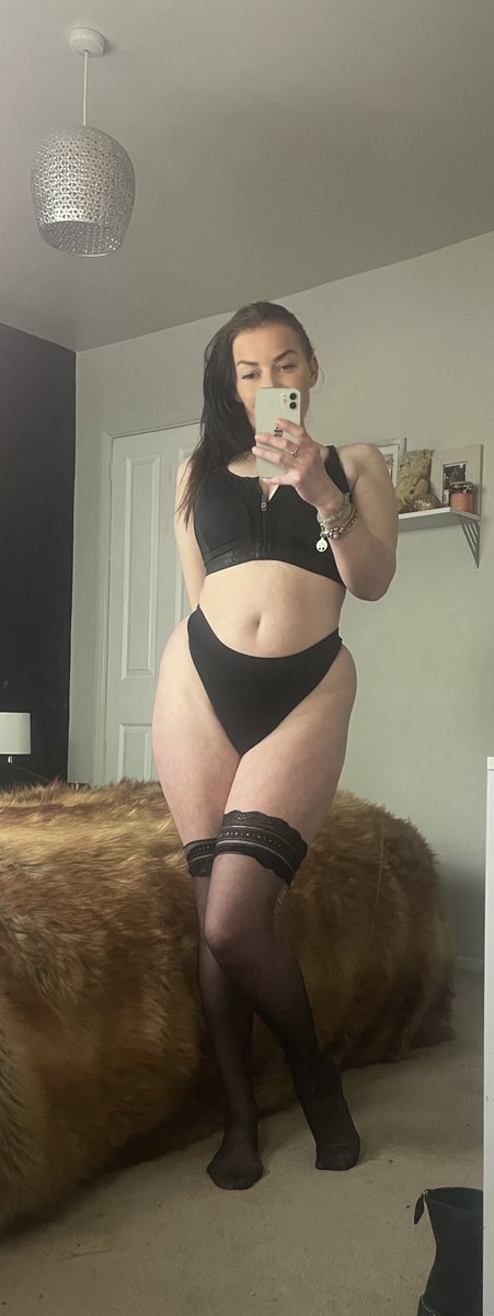 Miss Marie tweet media