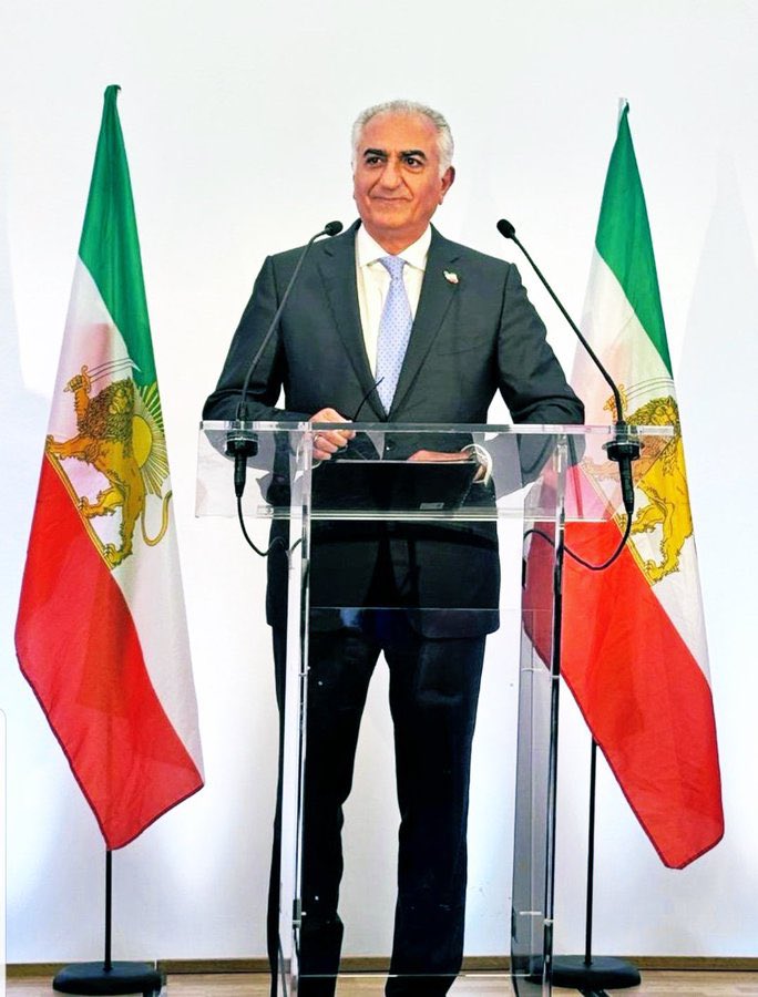 Goldie Ghamari, JD | گلسا قمری (@gghamari) on Twitter photo 🚨BREAKING
Iranians are organizing a MASSIVE peaceful demonstration and gathering in Munich on July 25.
I'm hearing reports that Iranians from all around the world will participate.
The rally is to support of the Leader of Iran's National Revolution, King <a href="/PahlaviReza/">Reza Pahlavi</a>. 🚨BREAKING
Iranians are organizing a MASSIVE peaceful demonstration and gathering in Munich on July 25.
I'm hearing reports that Iranians from all around the world will participate.
The rally is to support of the Leader of Iran's National Revolution, King <a href="/PahlaviReza/">Reza Pahlavi</a>.