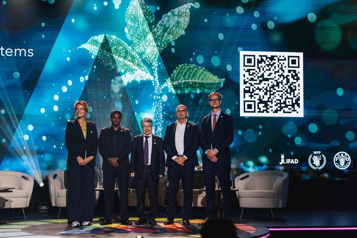 AIforGood's tweet image. Announced today at the #AIforGood Summit!
We are pleased to launch the Global Initiative on AI for Food Systems, in partnership with the Food and Agriculture Organization (@FAO), the International Fund for Agricultural Development (@IFAD), the International Telecommunication…