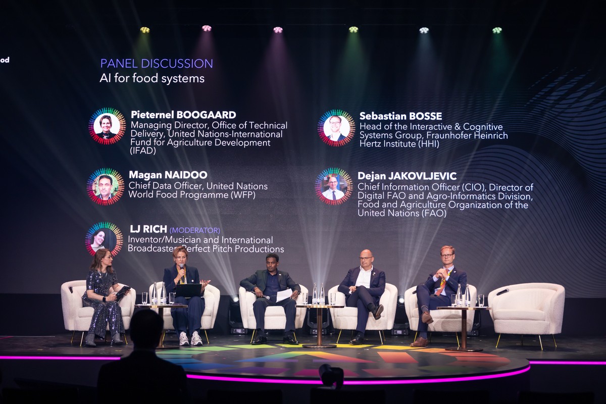 AIforGood's tweet image. Announced today at the #AIforGood Summit!
We are pleased to launch the Global Initiative on AI for Food Systems, in partnership with the Food and Agriculture Organization (@FAO), the International Fund for Agricultural Development (@IFAD), the International Telecommunication…