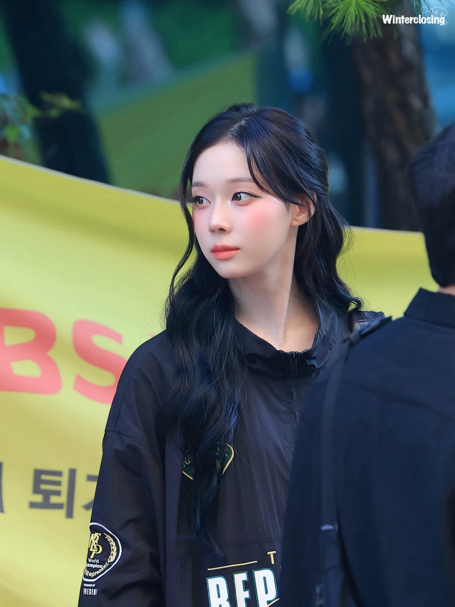 kwtclosing0101's tweet image. 250711 Music Bank
🫶🫶🫶
#aespa #æspa #에스파
#WINTER #윈터