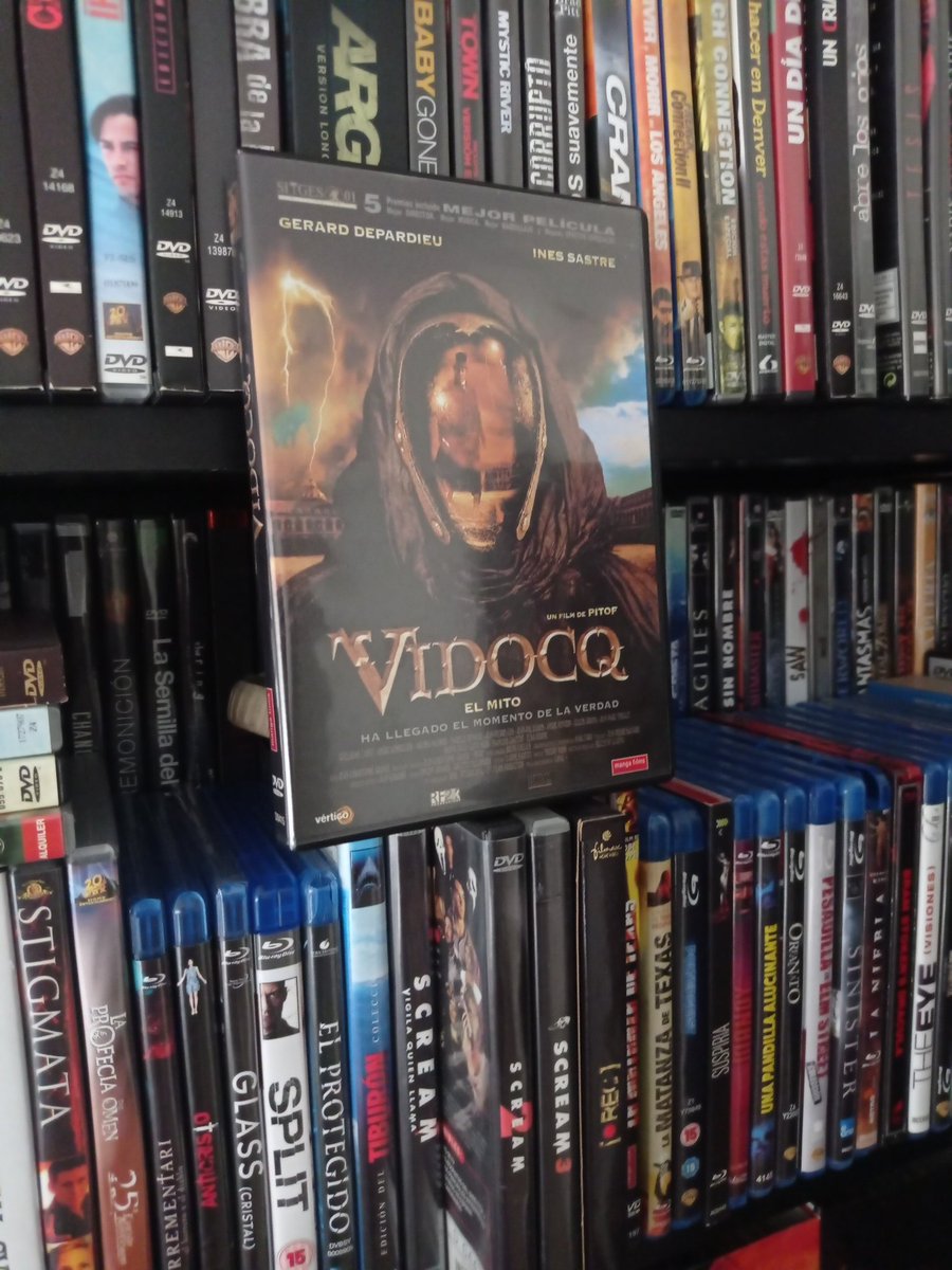 Malditos Xavi's del terror!! 🔥👻
Ya me han fastidiado los planes para esta noche.... yo que quería ver una de Godard 😅
Venga! 💪🏻
Todo el mundo a ver #Vidocq!! antes de que se estrene el nuevo programa de <a href="/EstamosVivasPod/">¡Estamos Vivas!</a>