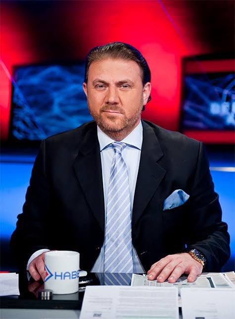 İnnâ lillâhi ve innâ ileyhi raciun.

Cumhurbaşkanı Başdanışmanı Yiğit Bulut yakalandığı amansız hastalık sonucu hayatını kaybetti.

Allah rahmet eylesin.. Ailesine sabırlar ihsan etsin ❤️🤲