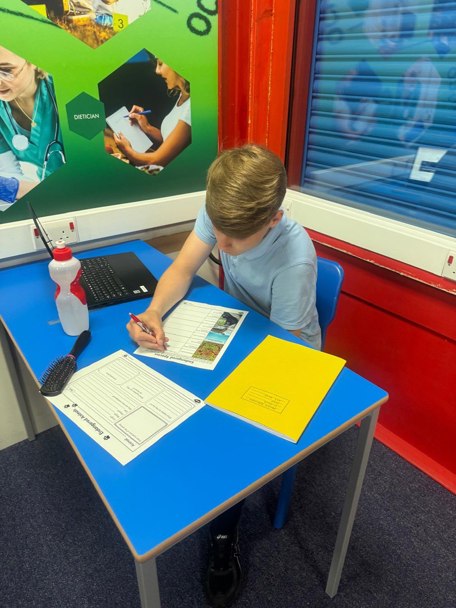 reintegreat's tweet image. 🌍🐾 This morning, our KS3 Blue Group had an inspiring Science lesson researching endangered animals! 🦏📚 Students learned about the challenges these incredible creatures face and how we can help protect them! 💚🌿 Keep up the great work, everyone! 🌟🙌 

#KS3Science