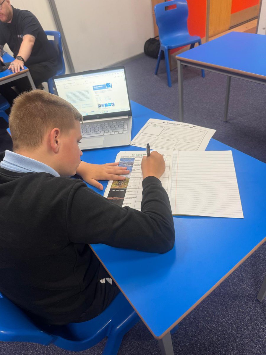 reintegreat's tweet image. 🌍🐾 This morning, our KS3 Blue Group had an inspiring Science lesson researching endangered animals! 🦏📚 Students learned about the challenges these incredible creatures face and how we can help protect them! 💚🌿 Keep up the great work, everyone! 🌟🙌 

#KS3Science