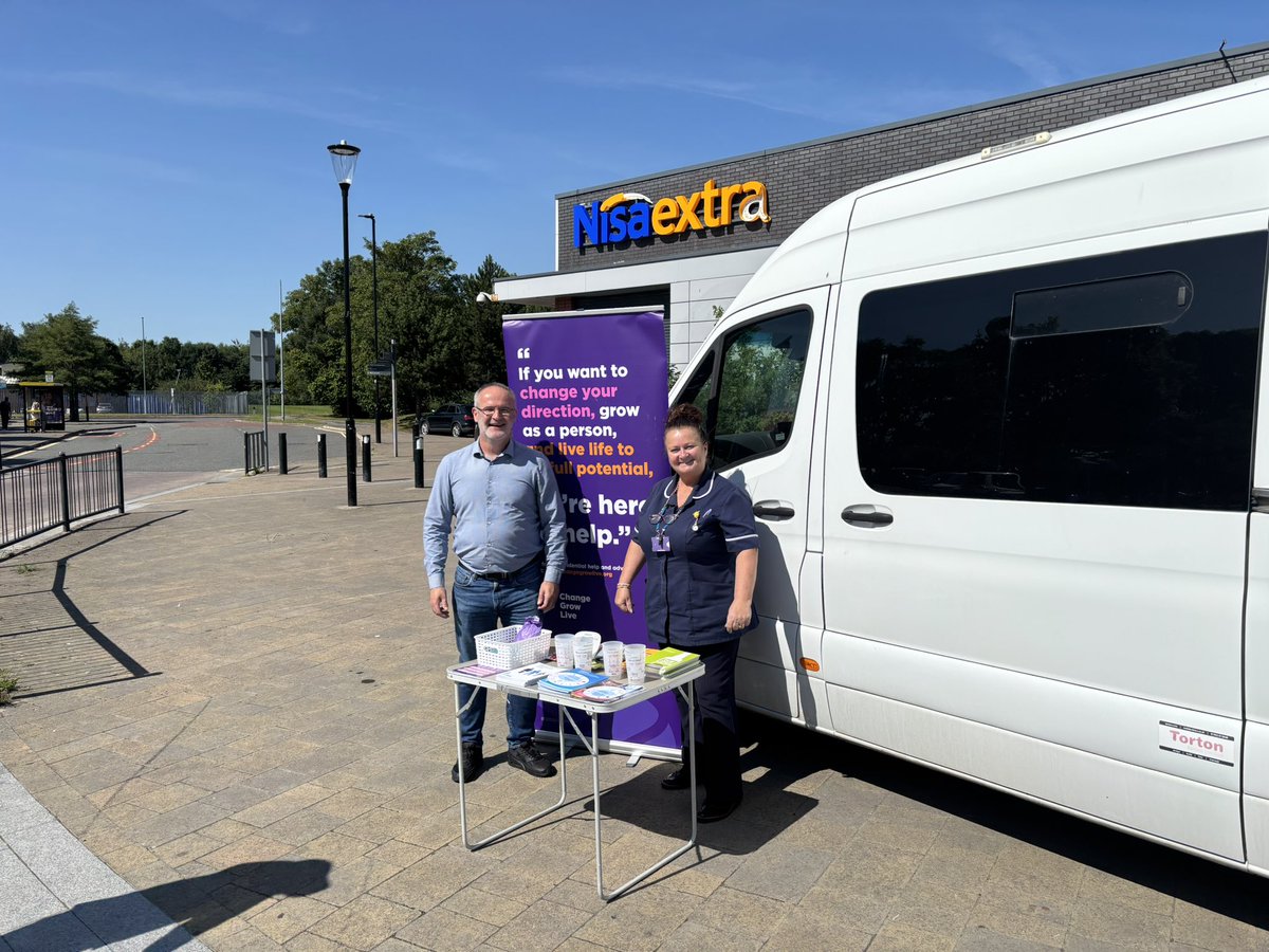 LiveKnowsley's tweet photo. 🍃 Our CGL Community Outreach Team will be in Stockbridge Village today!

✨ Day 5 of Alcohol Awareness Week ✨
We’re here offering friendly advice and support — helping you know your limits and make healthier choices.

Come and have a chat, pick up resources, or just say hello!l https://t.co/QSlDwAWzEr