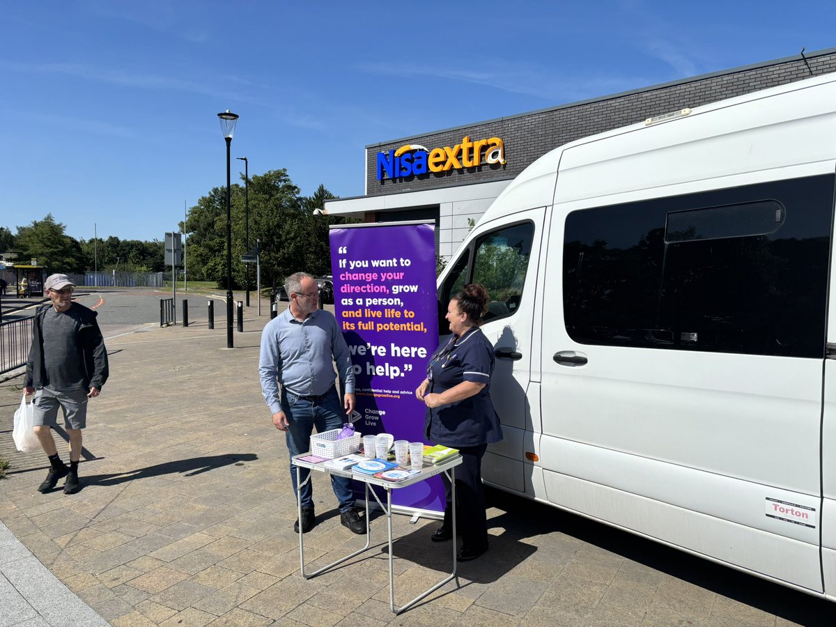 LiveKnowsley's tweet photo. 🍃 Our CGL Community Outreach Team will be in Stockbridge Village today!

✨ Day 5 of Alcohol Awareness Week ✨
We’re here offering friendly advice and support — helping you know your limits and make healthier choices.

Come and have a chat, pick up resources, or just say hello!l https://t.co/QSlDwAWzEr