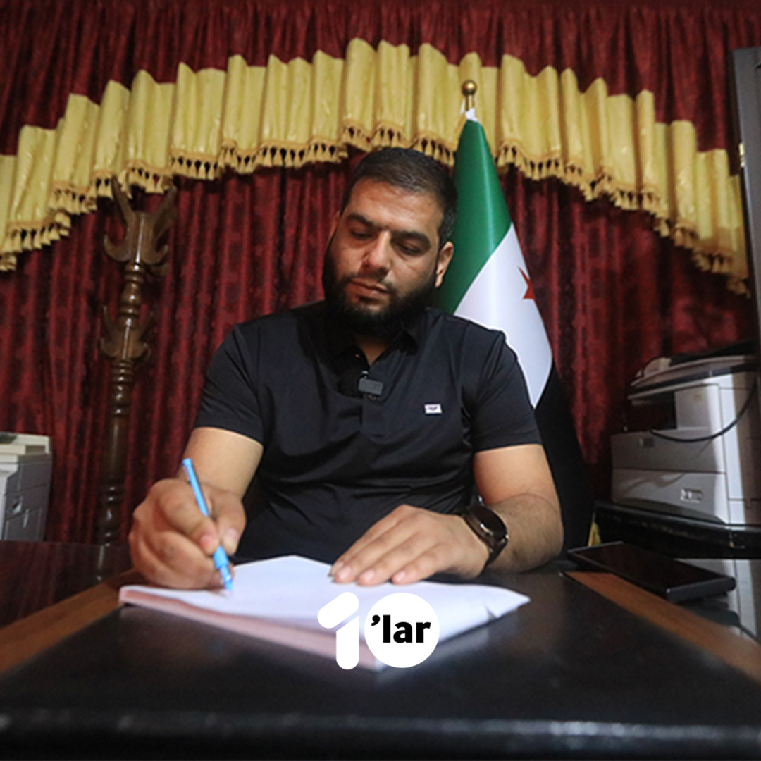 Suriye Kuneytra Valisi Yardımcısı Muhammed Said, Anadolu Ajansı’na açıklamalarda bulundu:

İsrail, Kuneytra’nın kuzeyinden Yermuk Havzası’na kadar olan bölgede 8’den fazla askeri üs kurdu.

Bu üsler, 1974 tarihli Kuvvetlerin Ayrılması Anlaşması’nda belirtilen tampon bölge içinde