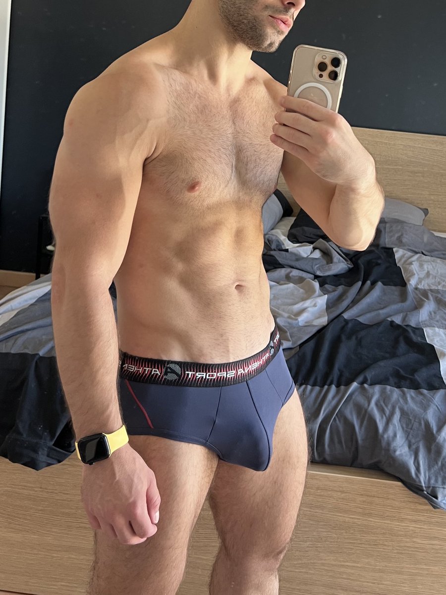 Andrew Bennett tweet media