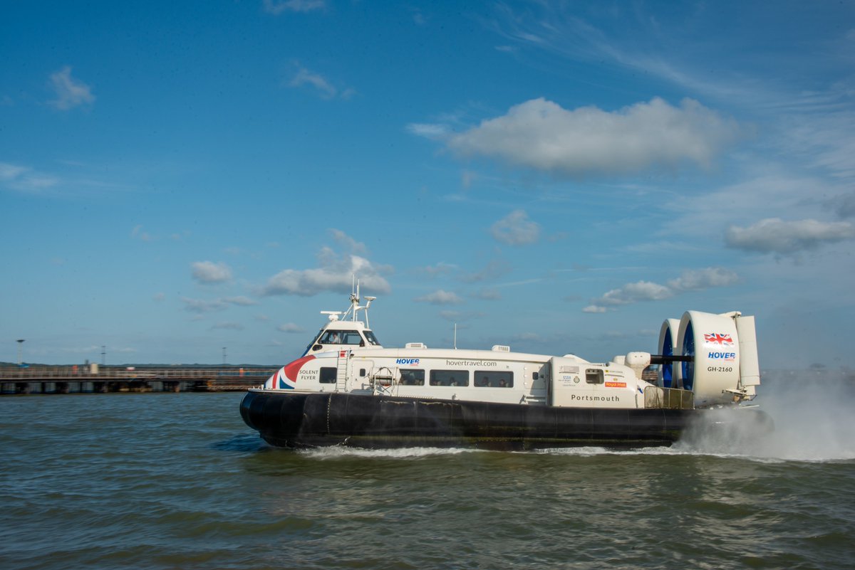 ☀️ Heatwave Incoming! ☀️

With temps set to soar past 30°C this weekend, we’re adding over 30% more flights between Southsea ↔ Ryde so you can make the most of the sunshine!

We’re ready for the summer heat - are you?

🔗 hovertravel.co.uk/interactive-ti…