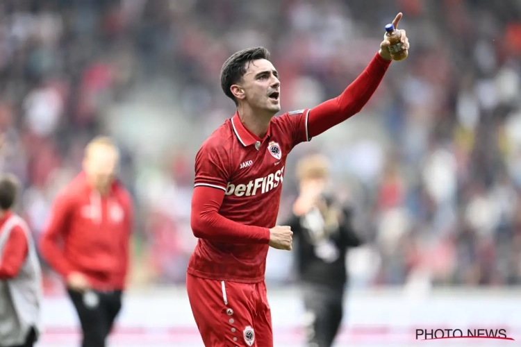 Gratis, Belg, ervaring in de competitie.
No brainer voor een (nieuwe) linksback?

#kaagent #buffalo #arag #cobw #jpl