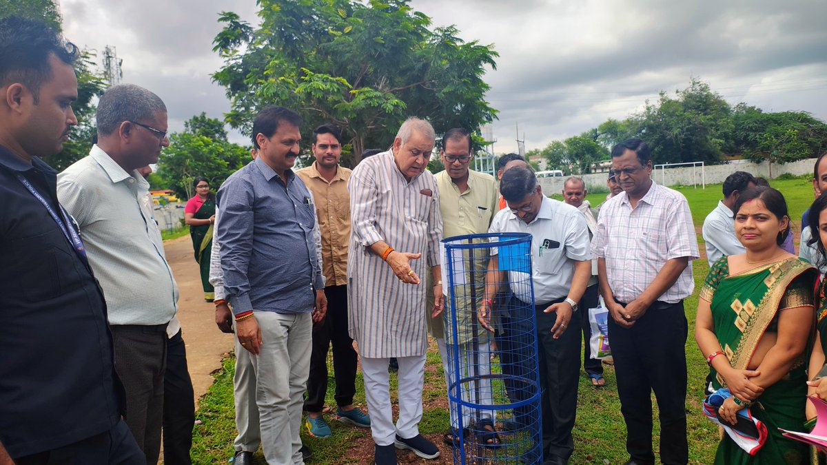 NSS Atal Bihari Vajpayee Vishvavidhyalaya (@nssabvucg) on Twitter photo рдбреА.рдП.рд╡реА. рдореБрдЦреНрдпрдордВрддреНрд░реА рдкрдмреНрд▓рд┐рдХ рд╕реНрдХреВрд▓ рджреЗрд╡рд░реАрдЦреБрд░реНрдж рдореЗрдВ #рдПрдХ_рдкреЗрдбрд╝_рдорд╛рдВ_рдХреЗ_рдирд╛рдо рдЕрднрд┐рдпрд╛рди рдЕрдВрддрд░реНрдЧрдд рддрдЦрддрдкреБрд░ рд╡рд┐рдзрд╛рдпрдХ рдорд╛рдирдиреАрдп рд╢реНрд░реА рдзрд░реНрдордЬреАрдд рд╕рд┐рдВрд╣ рдХреЗ рдиреЗрддреГрддреНрд╡ рдореЗрдВ рдкреМрдзрд╛ рд▓рдЧрд╛рдпрд╛ рдЧрдпрд╛.рд╕рд░рдкрдВрдЪ рд╕рдВрд╕реНрдерд╛ рдХреЗ рдкреНрд░рд╛рдЪрд╛рд░реНрдп рдХрд╛рд░реНрдпрдХреНрд░рдо рд╕рдордиреНрд╡рдпрдХ <a href="/manojsinha812/">Manoj Sinha</a> рд╡ рдмрдбрд╝реА рд╕рдВрдЦреНрдпрд╛ рдореЗрдВ рд╕реНрд╡рдпрдВрд╕реЗрд╡рдХ рдЙрдкрд╕реНрдерд┐рдд рд░рд╣реЗ ред
<a href="/YASMinistry/">YAS Ministry</a> рдбреА.рдП.рд╡реА. рдореБрдЦреНрдпрдордВрддреНрд░реА рдкрдмреНрд▓рд┐рдХ рд╕реНрдХреВрд▓ рджреЗрд╡рд░реАрдЦреБрд░реНрдж рдореЗрдВ #рдПрдХ_рдкреЗрдбрд╝_рдорд╛рдВ_рдХреЗ_рдирд╛рдо рдЕрднрд┐рдпрд╛рди рдЕрдВрддрд░реНрдЧрдд рддрдЦрддрдкреБрд░ рд╡рд┐рдзрд╛рдпрдХ рдорд╛рдирдиреАрдп рд╢реНрд░реА рдзрд░реНрдордЬреАрдд рд╕рд┐рдВрд╣ рдХреЗ рдиреЗрддреГрддреНрд╡ рдореЗрдВ рдкреМрдзрд╛ рд▓рдЧрд╛рдпрд╛ рдЧрдпрд╛.рд╕рд░рдкрдВрдЪ рд╕рдВрд╕реНрдерд╛ рдХреЗ рдкреНрд░рд╛рдЪрд╛рд░реНрдп рдХрд╛рд░реНрдпрдХреНрд░рдо рд╕рдордиреНрд╡рдпрдХ <a href="/manojsinha812/">Manoj Sinha</a> рд╡ рдмрдбрд╝реА рд╕рдВрдЦреНрдпрд╛ рдореЗрдВ рд╕реНрд╡рдпрдВрд╕реЗрд╡рдХ рдЙрдкрд╕реНрдерд┐рдд рд░рд╣реЗ ред
<a href="/YASMinistry/">YAS Ministry</a>