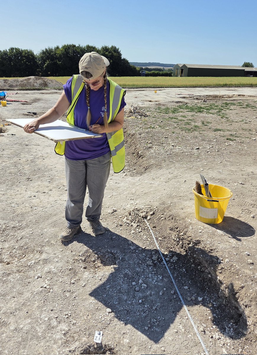 Durotrigesdig's tweet image. It's day 5 of packdown at #Durotriges25 and, despite the extreme heat, the team are ensuring all records, plans and sections of Iron Age #archaeology are complete
