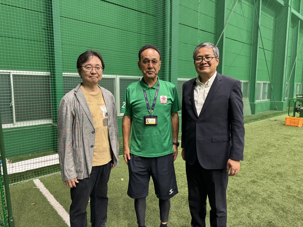 Tigers_Women's tweet image. 本日、パートナーである株式会社DTSの北村代表取締役社長、浅見取締役専務がG-T戦の激励にお越しいただきました!
T-G戦に続き、G-T戦も勝てるように頑張ります🔥
#阪神タイガース
#タイガースWomen
#dts