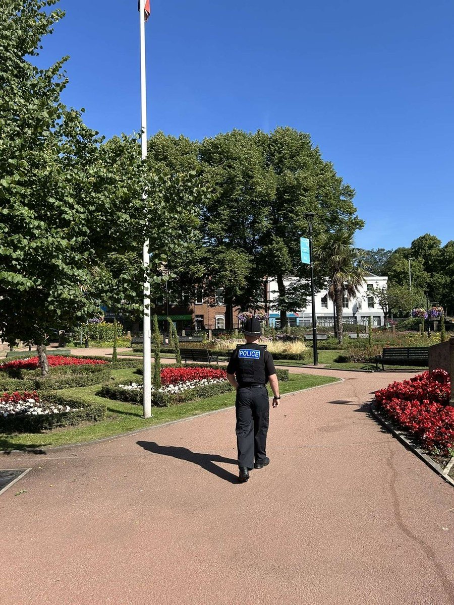 Officers are on daily foot patrols in Newcastle town centre, tackling anti-social behaviour and criminal activity.
If you see them out and about, feel free to stop for a chat or raise any concerns.