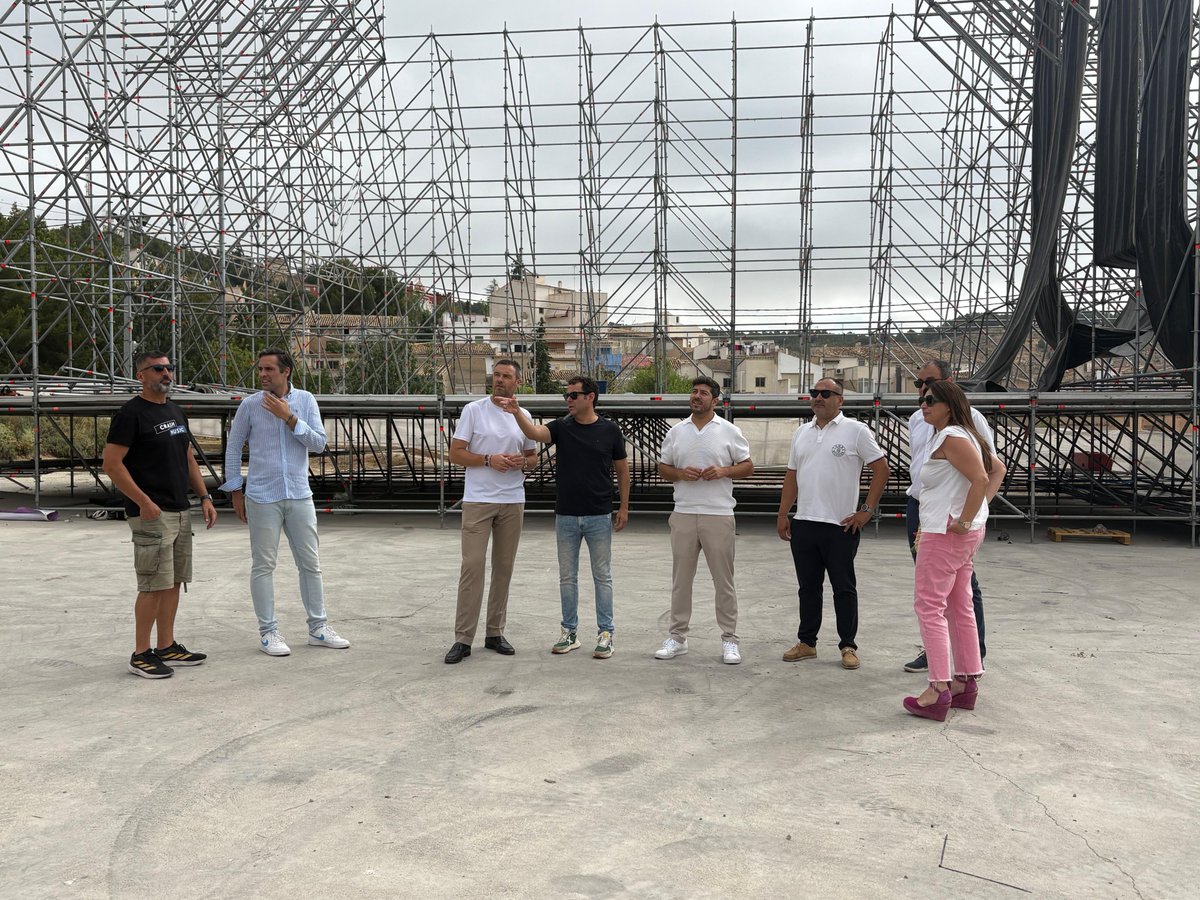 🎶 #Cultura, naturaleza y #música se  unen este fin de semana en la 2ª edición de las <a href="/nochesdelcamino/">nochesdelcamino</a>.

Esta noche, <a href="/Marwanmusica/">Marwán</a> abre el #festival con un #concierto acústico, acompañado de una gastroexperiencia con productos de la Comarca del Noroeste.