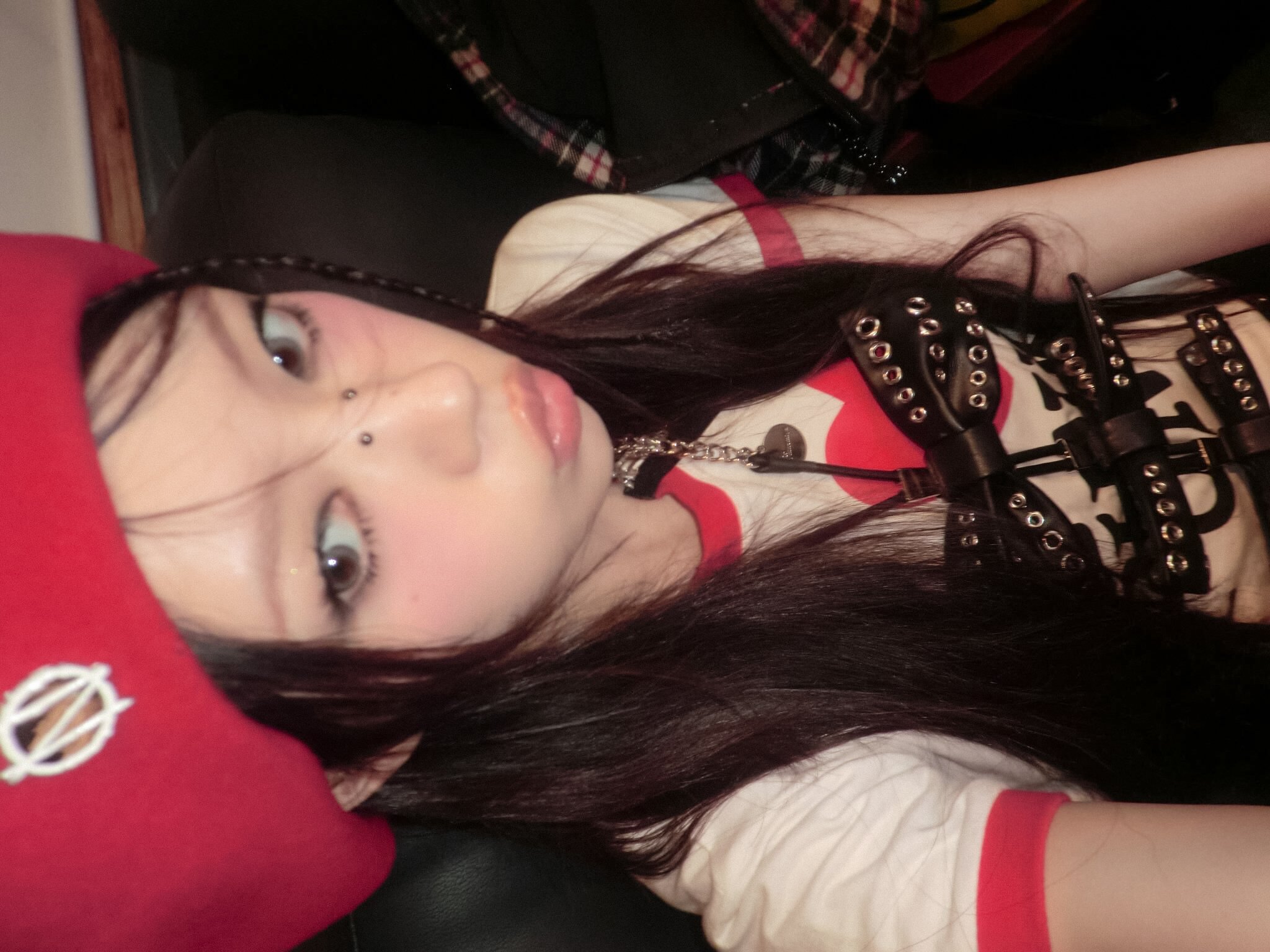 ILLIT モカ　MOKA あっちむいてほい　オフラインイベント 負ける ILLIT モカ MOKA あっちむいてほい オフラインイベント 負ける