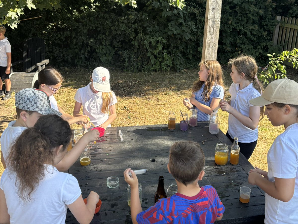 norbridgeforest's tweet image. Y5 have enjoyed their last session of Forest school 🌳
