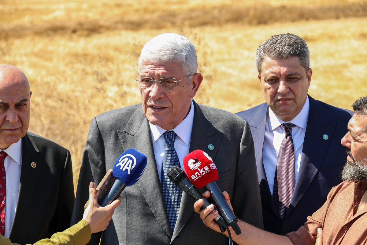 Zulmün adresi, muhalif sesin bedeli Silivri'de, Sayın Ekrem İmamoğlu'nu ve Sayın Fatih Altaylı’yı ziyaret ettim.

Milletimize selamlarını iletiyor, haksız, hukuksuz ve usulsüz ilerleyen bu sürecin Türkiye'ye hiçbir şey kazandırmayacağını bir kere daha vurguluyorum.