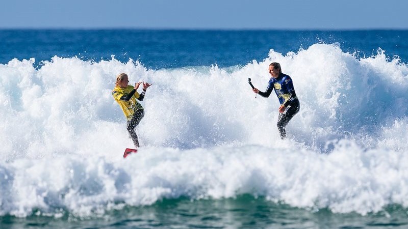 Opening rounds under way at J-Bay Open #JbayOpen dlvr.it/TLsGMB