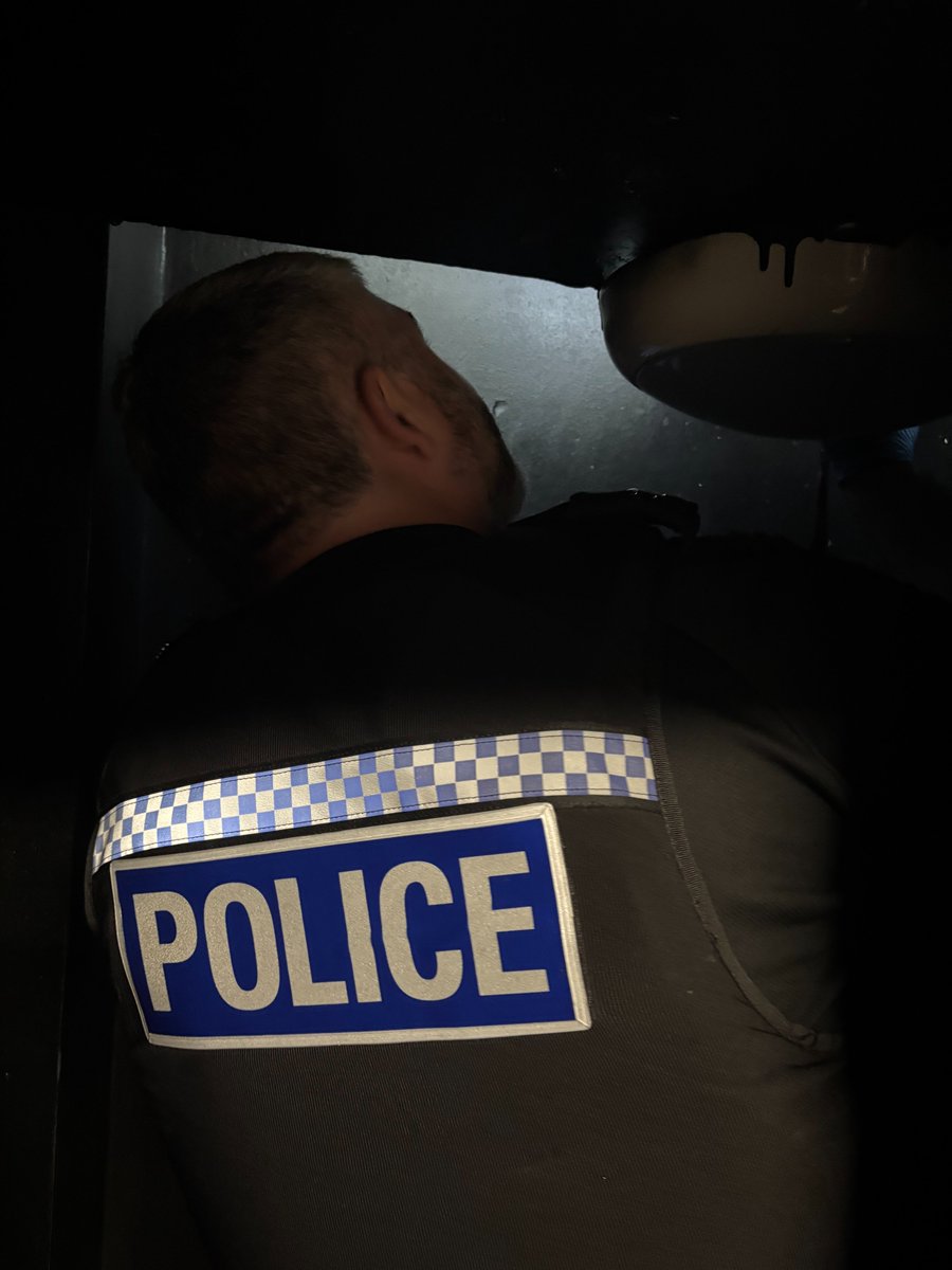 🏹 My Nottingham (@mynottingham) on Twitter photo Did you know? Our Trading Standards team regularly work alongside Nottinghamshire Police and Public Health to tackle:
🚫 Illegal tobacco
🚭 Non-compliant disposable vapes
🧸 Unsafe toys and goods
It's all part of our joint commitment to keep Nottingham safe.
<a href="/NottmCityTS/">Trading Standards</a> Did you know? Our Trading Standards team regularly work alongside Nottinghamshire Police and Public Health to tackle:
🚫 Illegal tobacco
🚭 Non-compliant disposable vapes
🧸 Unsafe toys and goods
It's all part of our joint commitment to keep Nottingham safe.
<a href="/NottmCityTS/">Trading Standards</a>