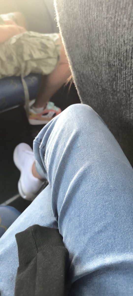 Sono arrivata in Venezuela. Stanotte oltre 1 h di controlli, foto, impronte digitali e domande sul mio lavoro. 
Solo un Italia entrano tutti gli stronzi con estrema facilità. #11luglio