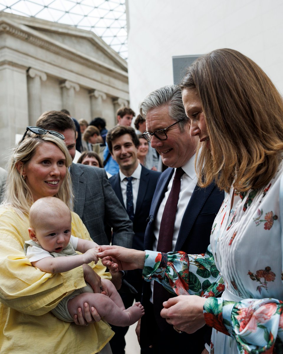 10DowningStreet's tweet image. Securing our borders, supporting jobs, and driving economic growth.
Our partnership with France is delivering the results British people want to see.
Thanks for visiting, President @EmmanuelMacron.
