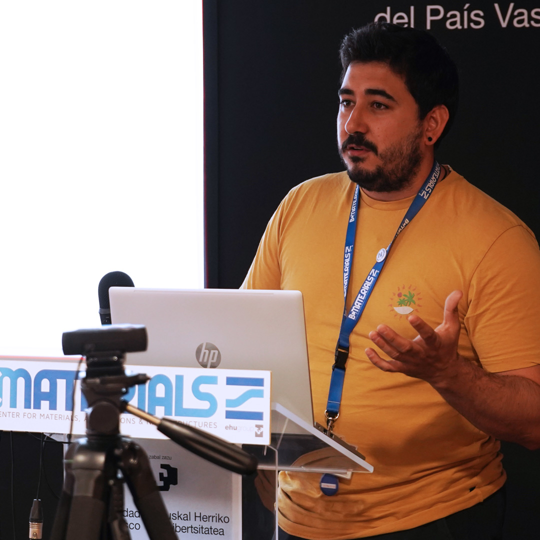 BCMaterials's tweet image. Really nice #FortnighlySeminar with our post-doctoral researcher @mikel_rincon. He spoke about the development of a fully inkjet-printed dual humidity sensor, the fabrication process and potential uses in agriculture, food industry, environmental metrology, etc. Congratulations!