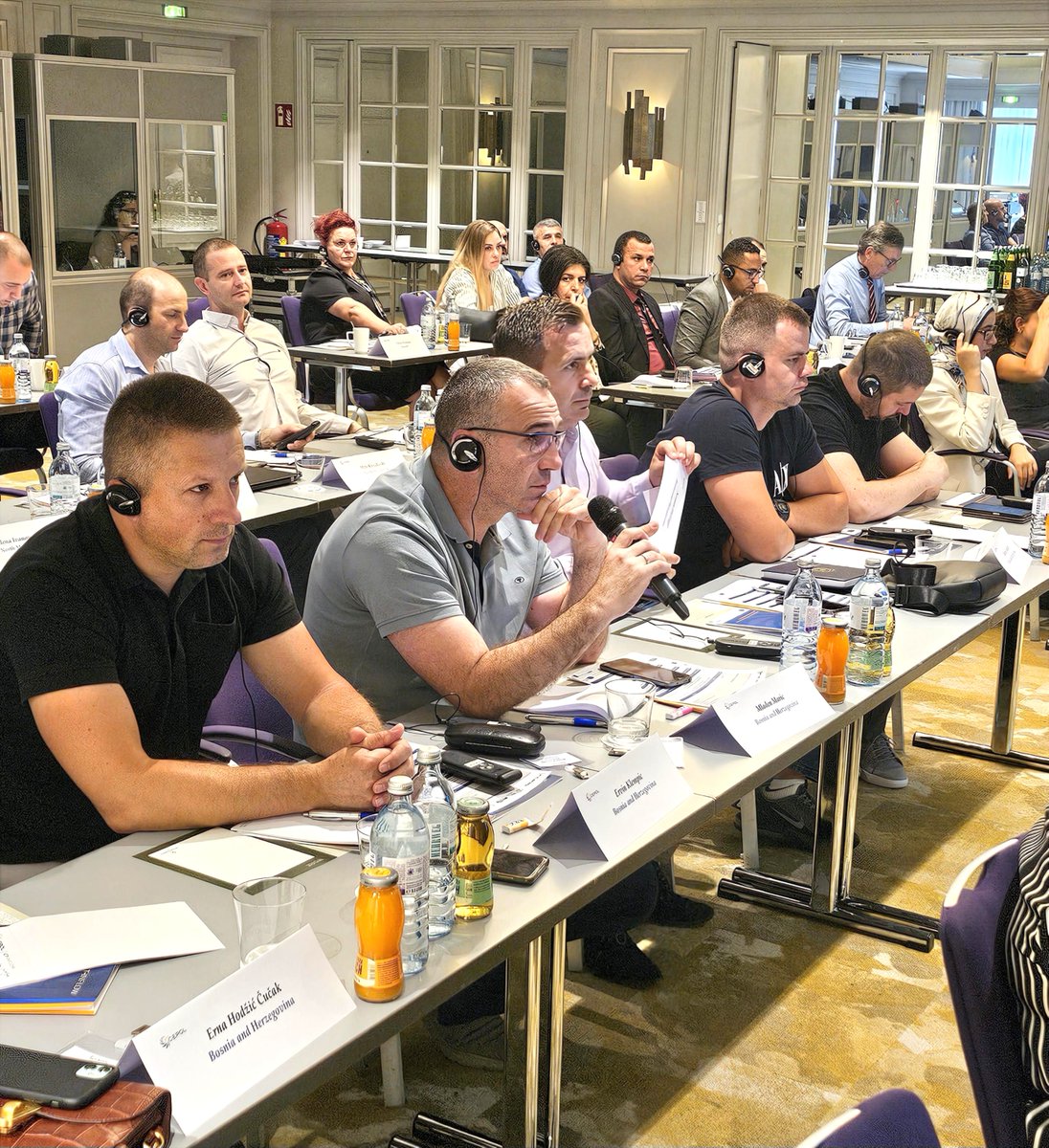 EU_CEPOL's tweet image. 🔵Extremist narratives are spreading across the #digital world — from social media to video games.
From 7–11 July, #CEPOL trained Western Balkans and MENA officials on detecting, investigating, & prosecuting online #radicalisation.
🔗Learn more:
cepol.europa.eu/international-…