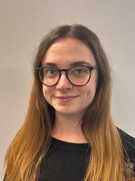 Despite progress, women make up around only 15% of the UK construction workforce and just 1% work in manual trades. 

For architectural ironmongery and hardware, female representation has traditionally been even lower. 

But not at HOPPE (UK)...

blog.doorindustryjournal.co.uk/2025/07/breaki…